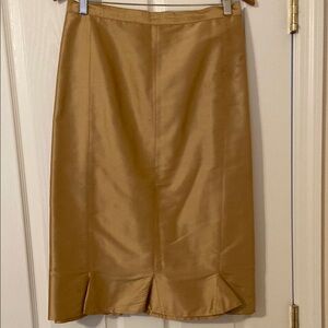 Elegant Tan Skirt
Jacket is sz16
Blouse is sz18
Skirt is XS 20